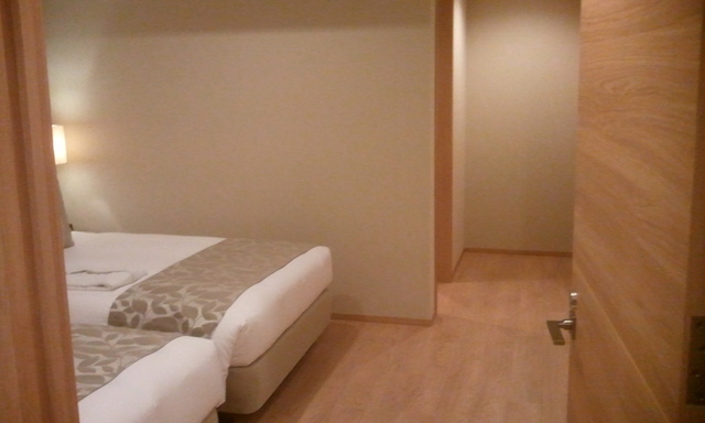 2012-05-27 00.28.38.jpg